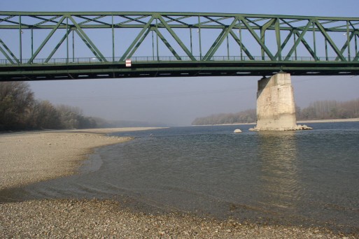 Danube, Medvedov, Slovakia, 2002.JPG